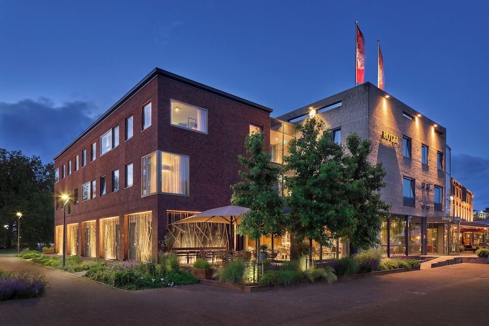 Hotel Restaurant Grandcafé 't Voorhuys 1
