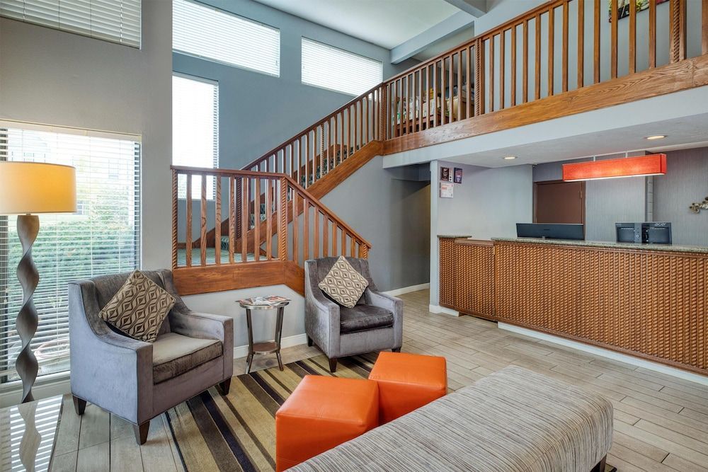SureStay by Best Western Kansas City Country Inn North 2