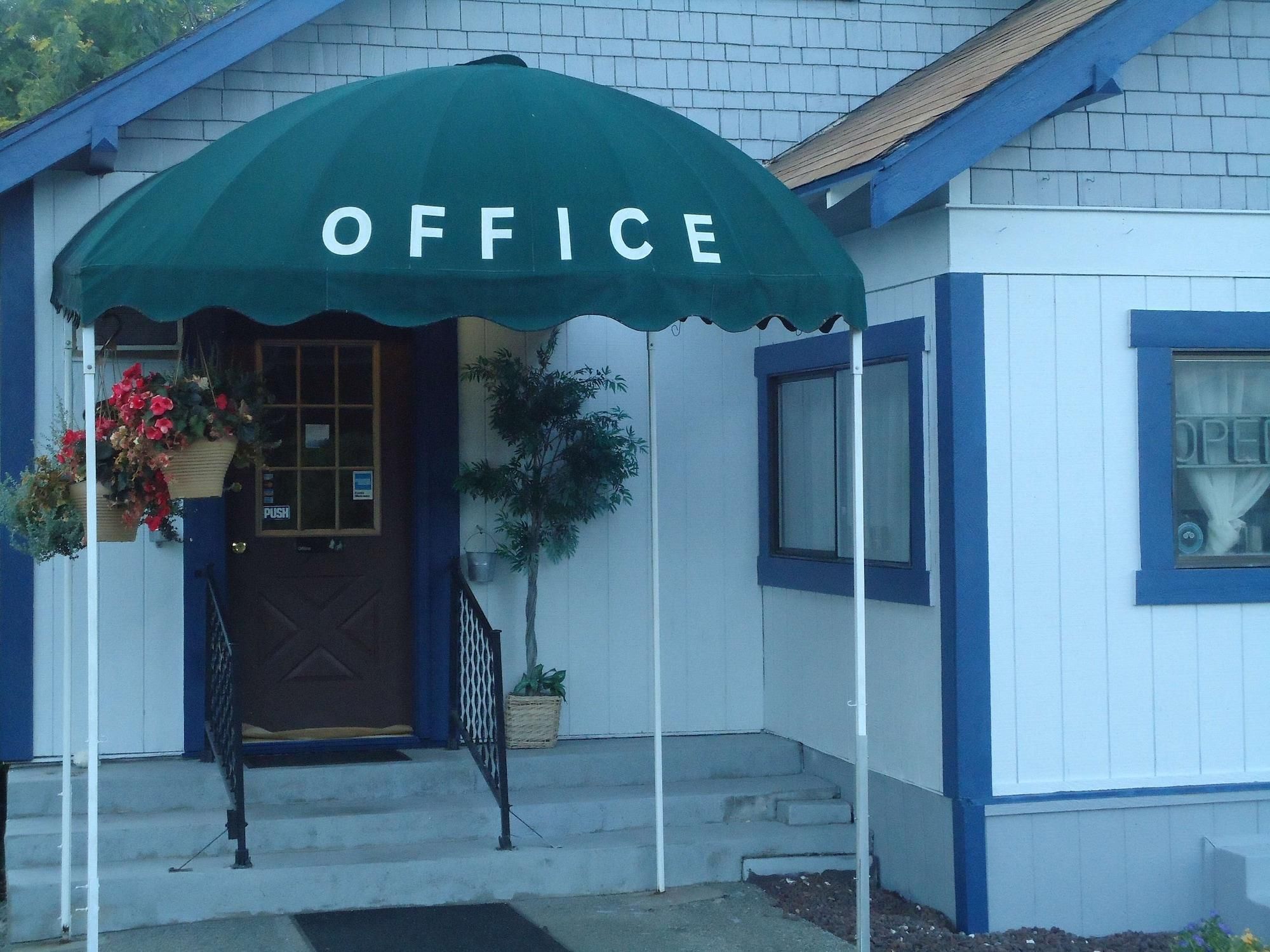 Blue Mountain Motel 2