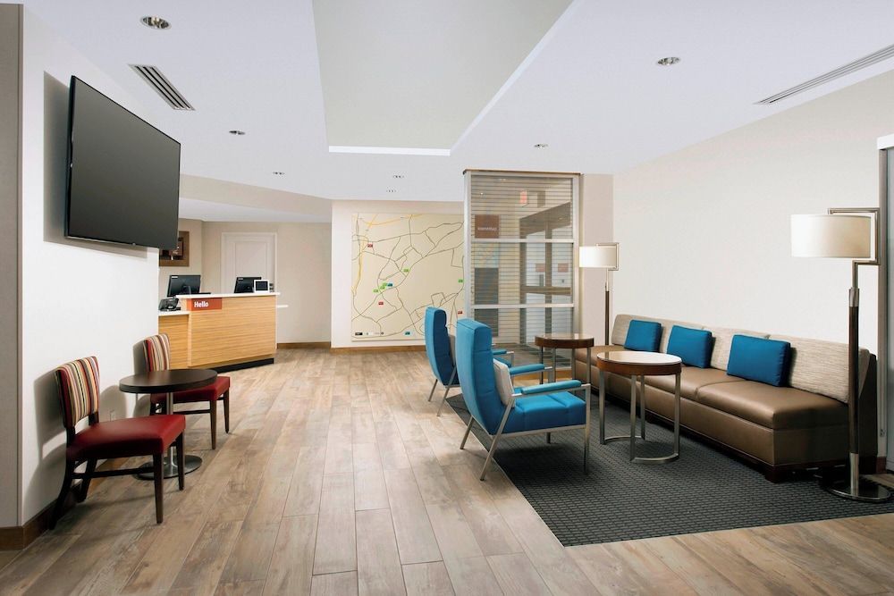 TownePlace Suites by Marriott Alexandria Fort Belvoir 2
