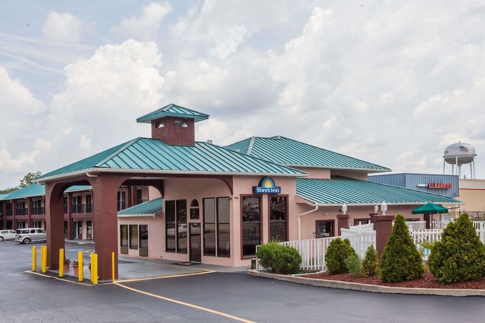 Days Inn by Wyndham Jackson 1