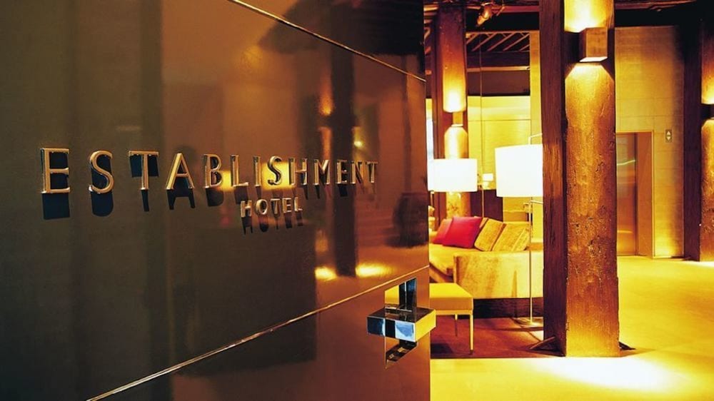 Establishment Hotel 2