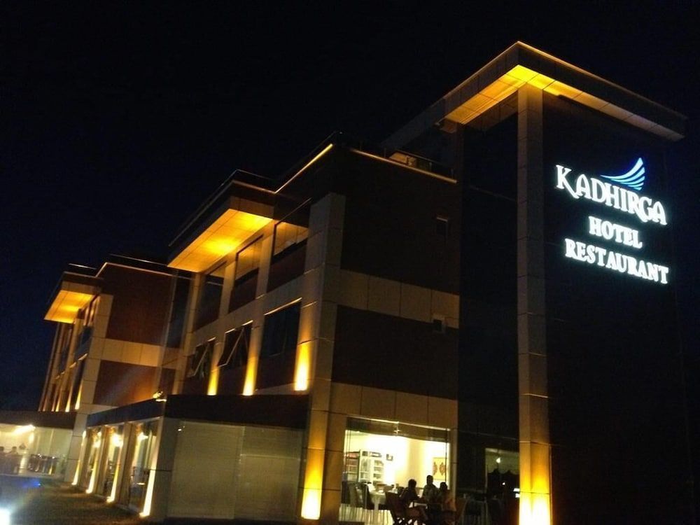 Kadhirga Hotel 1