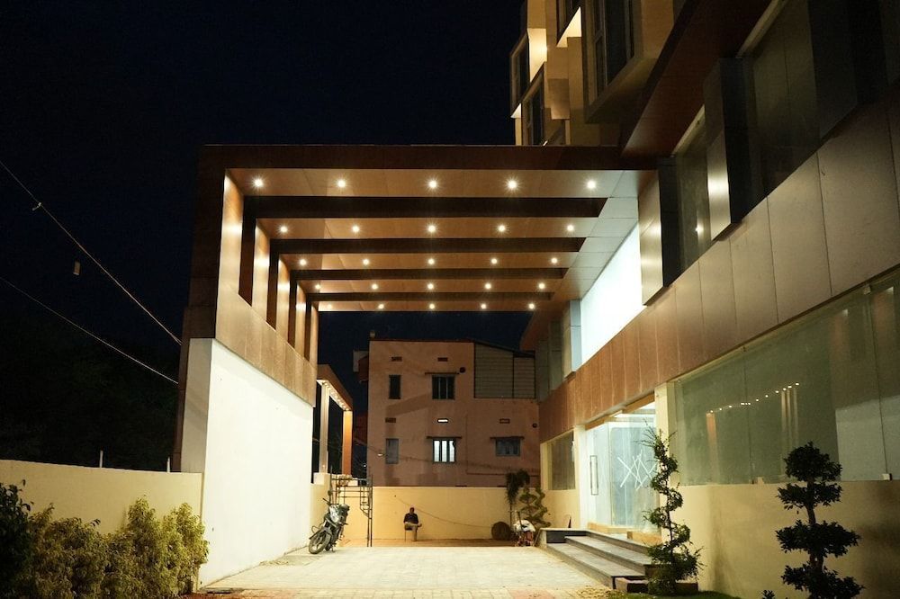 Hotel Krithick grand 2