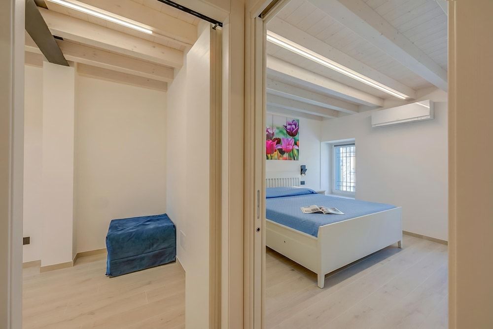 Tulipano Apt - Palazzo Palermo 1817 A/c, 2br, Sleeps 4 2