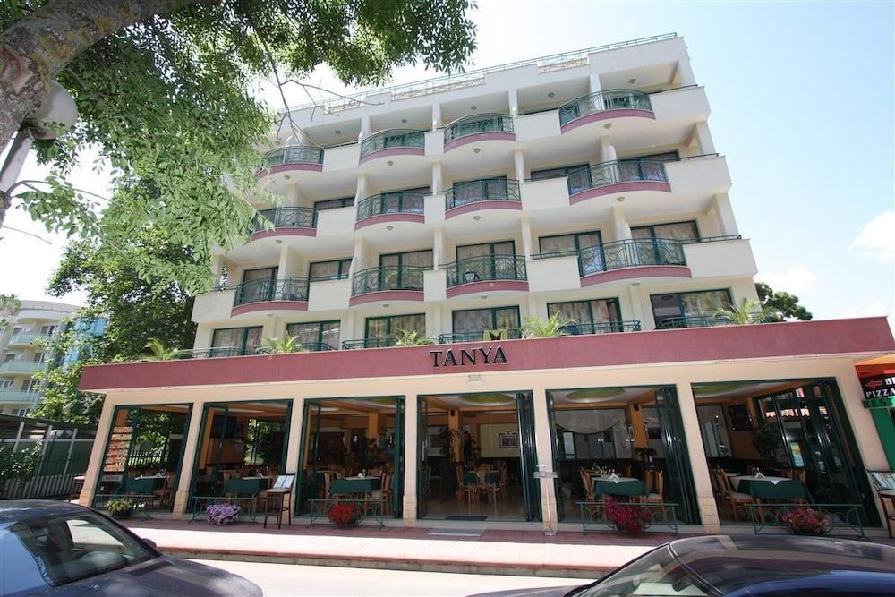 Tanya Hotel 1