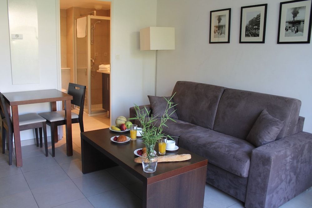Residence Services Calypso Calanques Plage 1