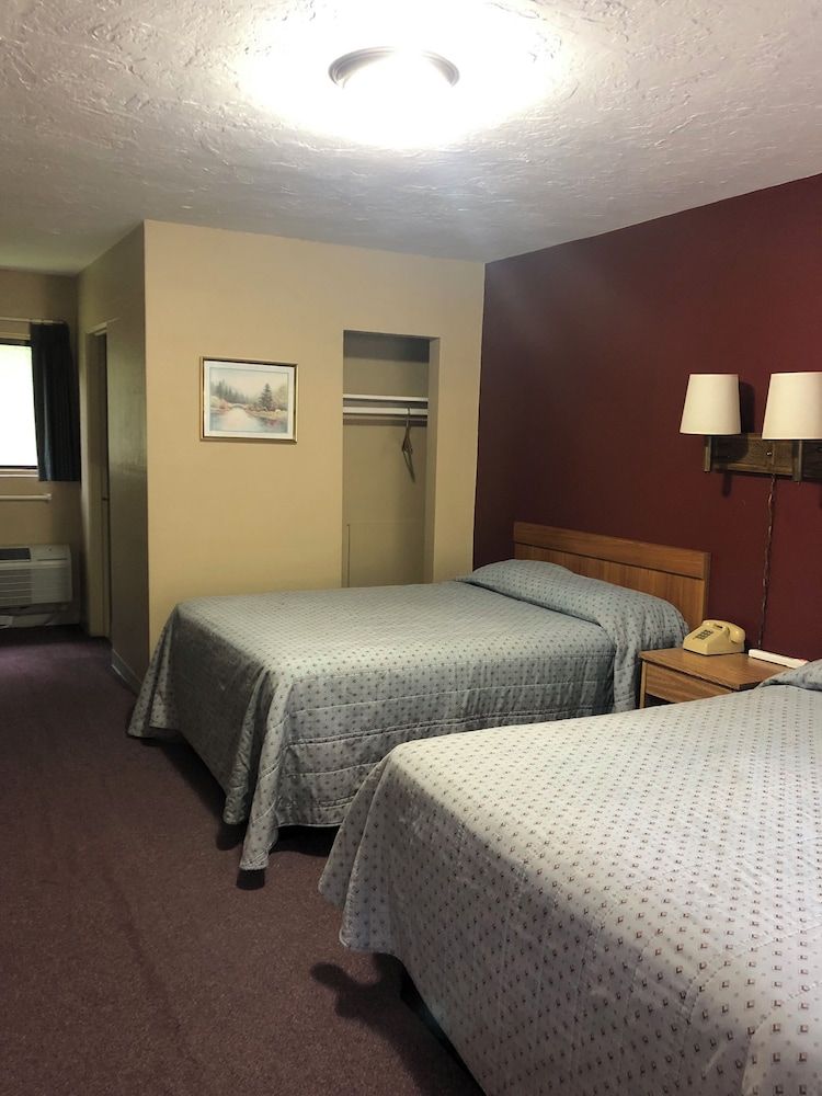 Laurel Park Inn 2