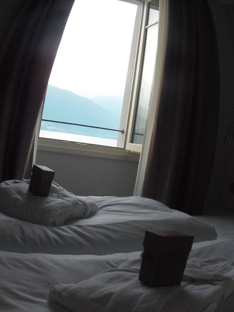 Albergo Dongo 2