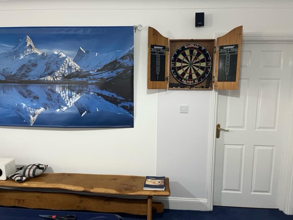 BlaydonBurn - Sleeps 4 5 - Parking - Yard 2