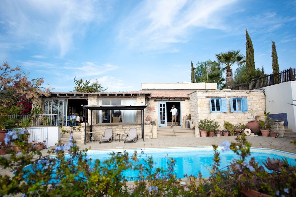 Cyprus Villages - Hotel & Restaurant - Central Location - Bed & Breakfast With Access To Pool And Stunning Views 2