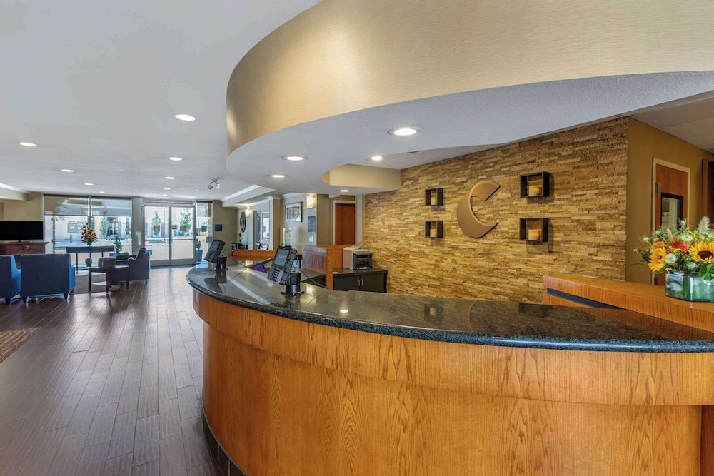 Comfort Suites Visalia - Convention Center 2