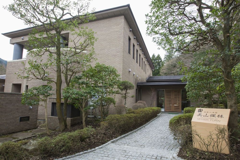 Hakone Kowakien Miyamafurin 1
