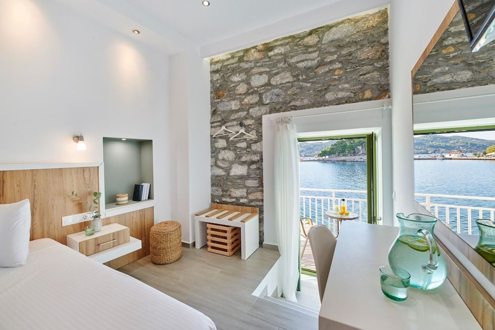 The Water Suites 1