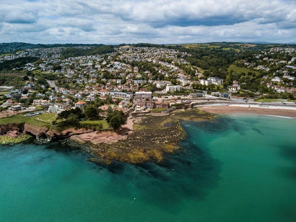 Livermead Cliff Hotel 1
