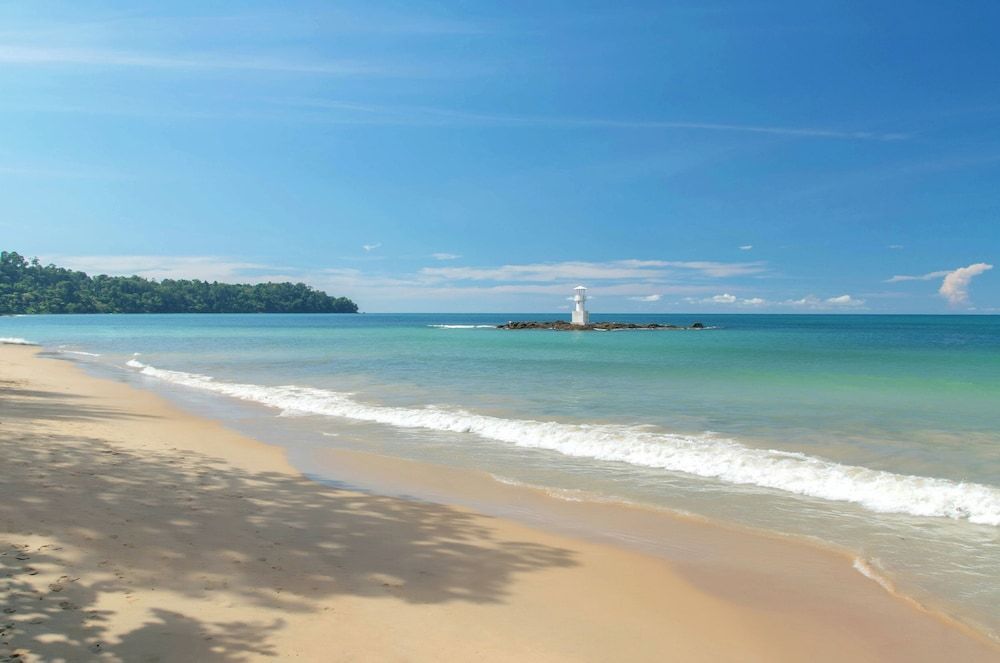 The Sun Club Khao Lak by Katathani 1