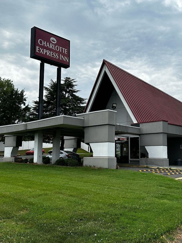 Loyalty Inn Charlotte Airport 1
