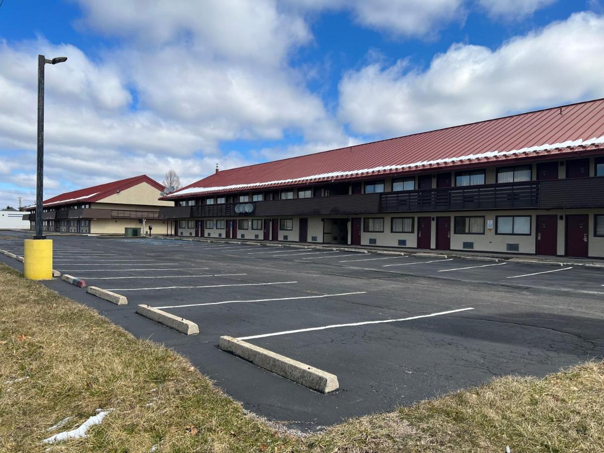 Baymont by Wyndham Holland/Toledo 1