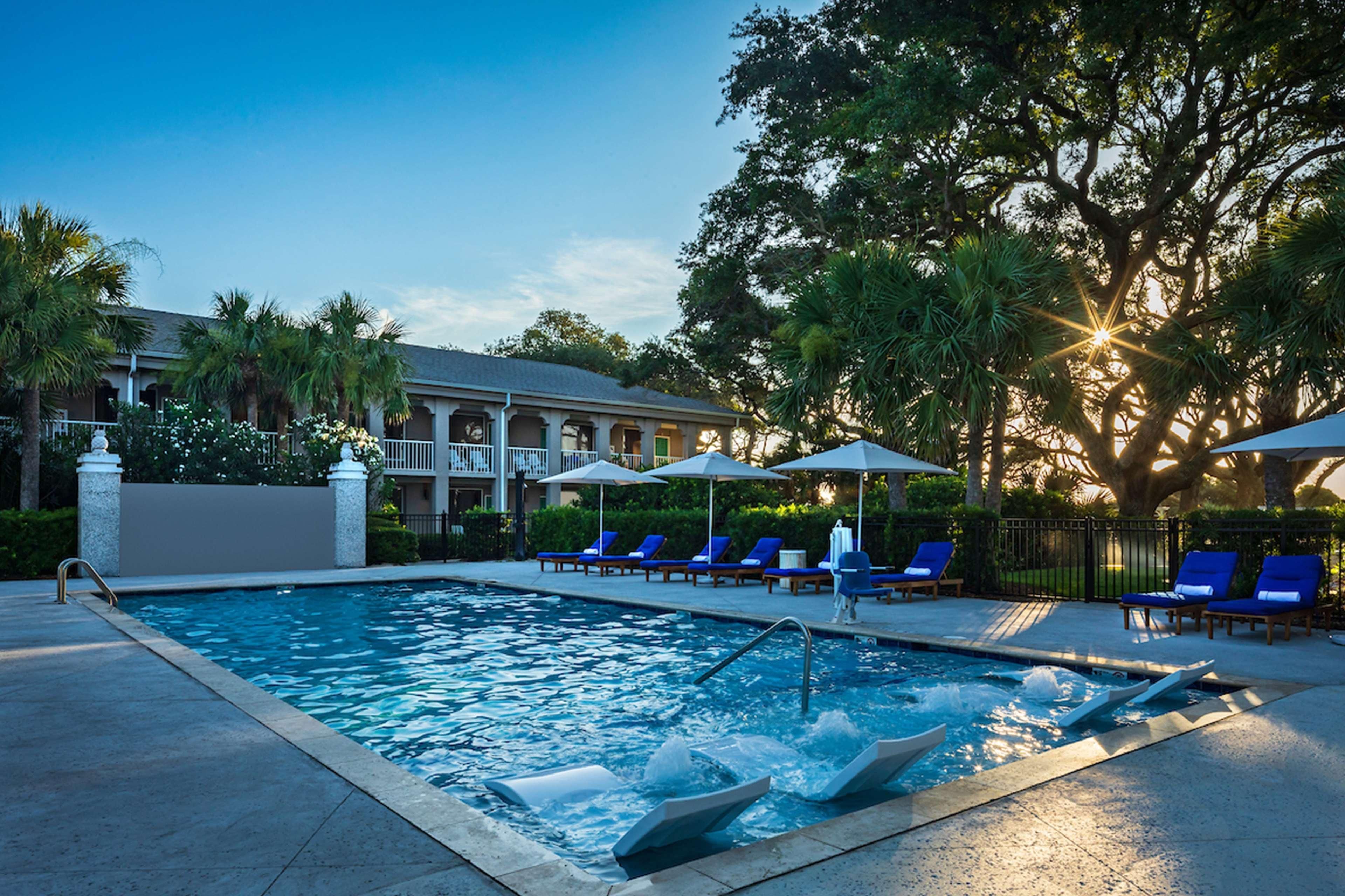 Beachview Club Hotel 1
