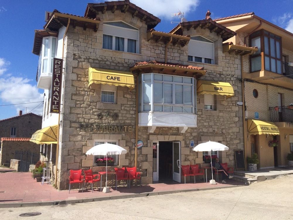 Hostal Monica 1