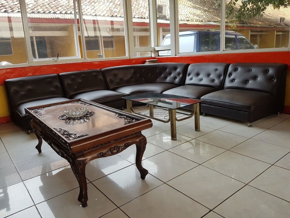 Hotel Royal Juanda 2