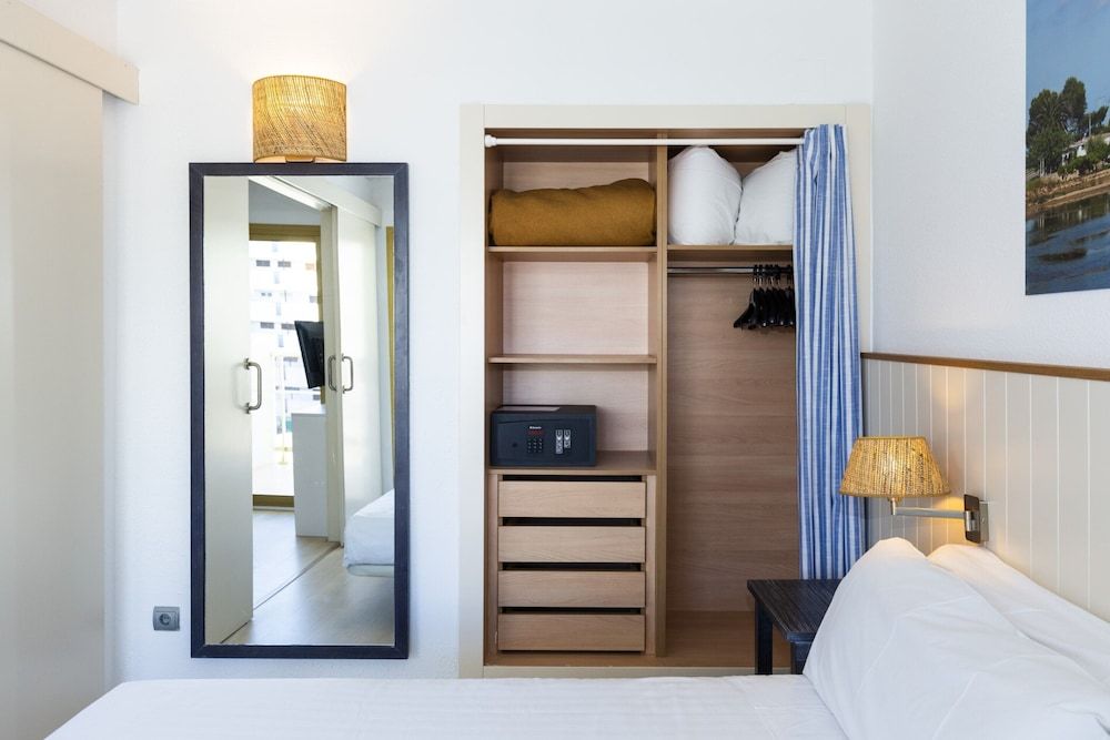 Acacias Apartamentos Salou 2