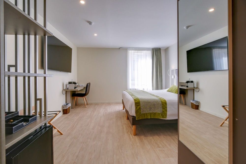 Brit Hotel Confort Saint-Dizier 1