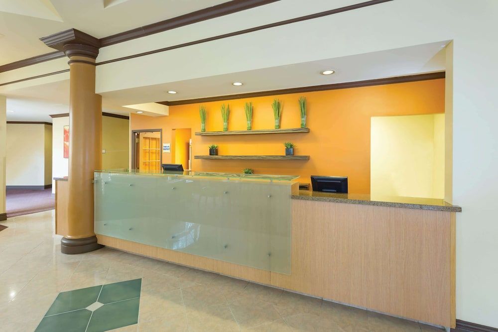 La Quinta by Wyndham Raleigh/Durham Southpoint 2