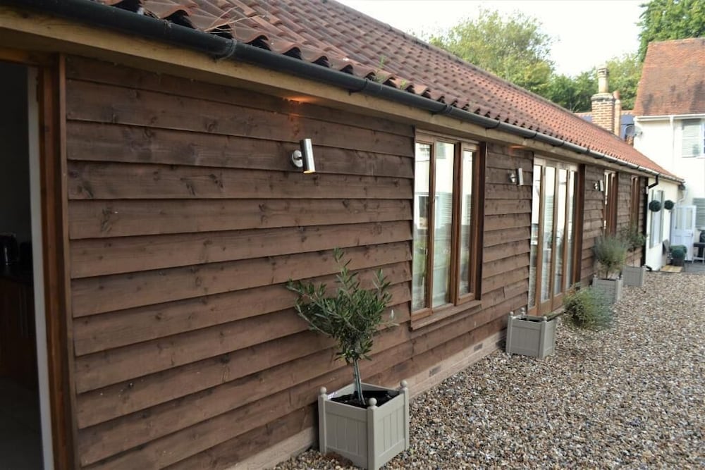 Appletree Cottages 1
