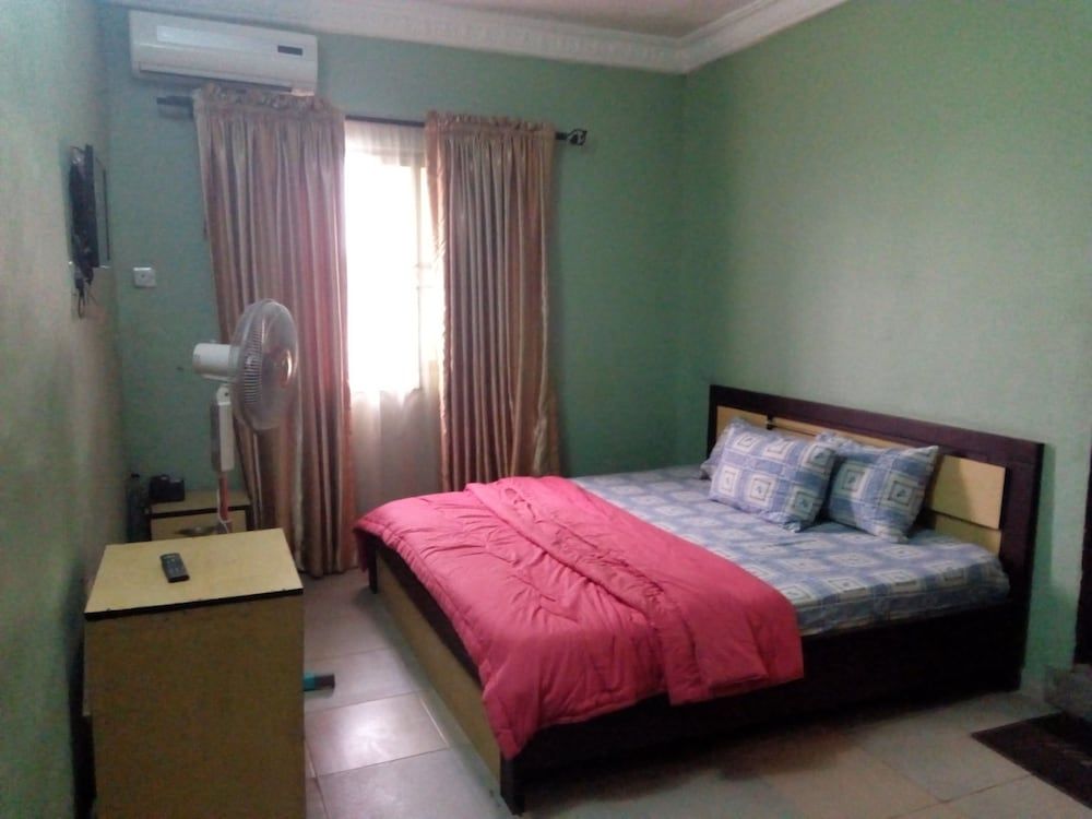 Prowess Hotel and Suites 2