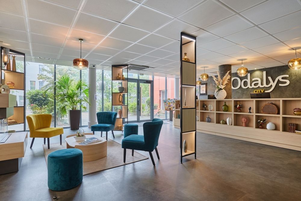 Appart'hôtel Odalys City - Bioparc Lyon Est 1