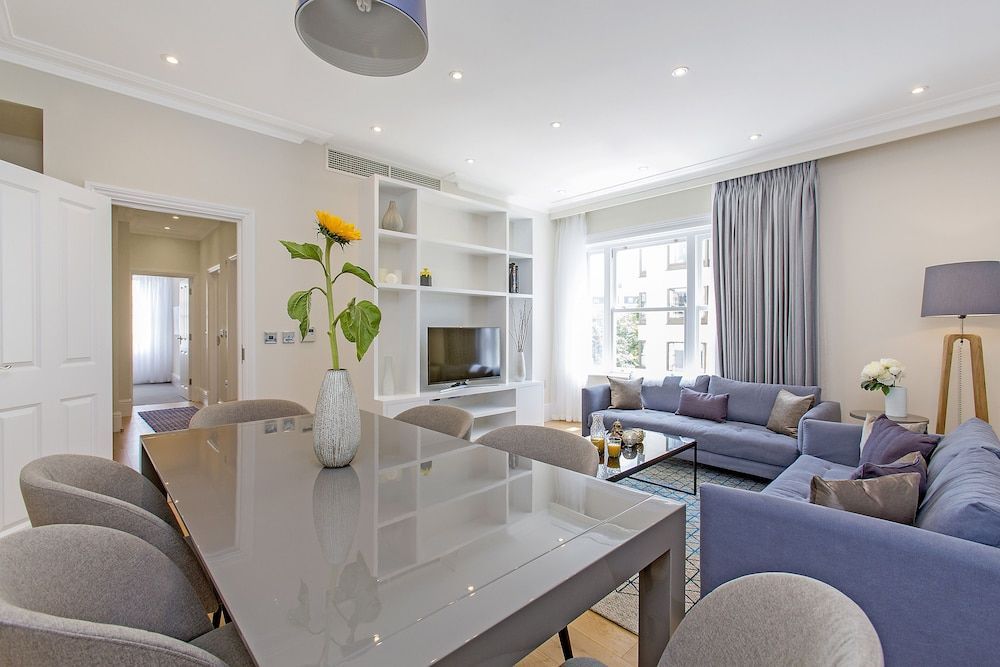 Chesham Court Knightsbridge 1