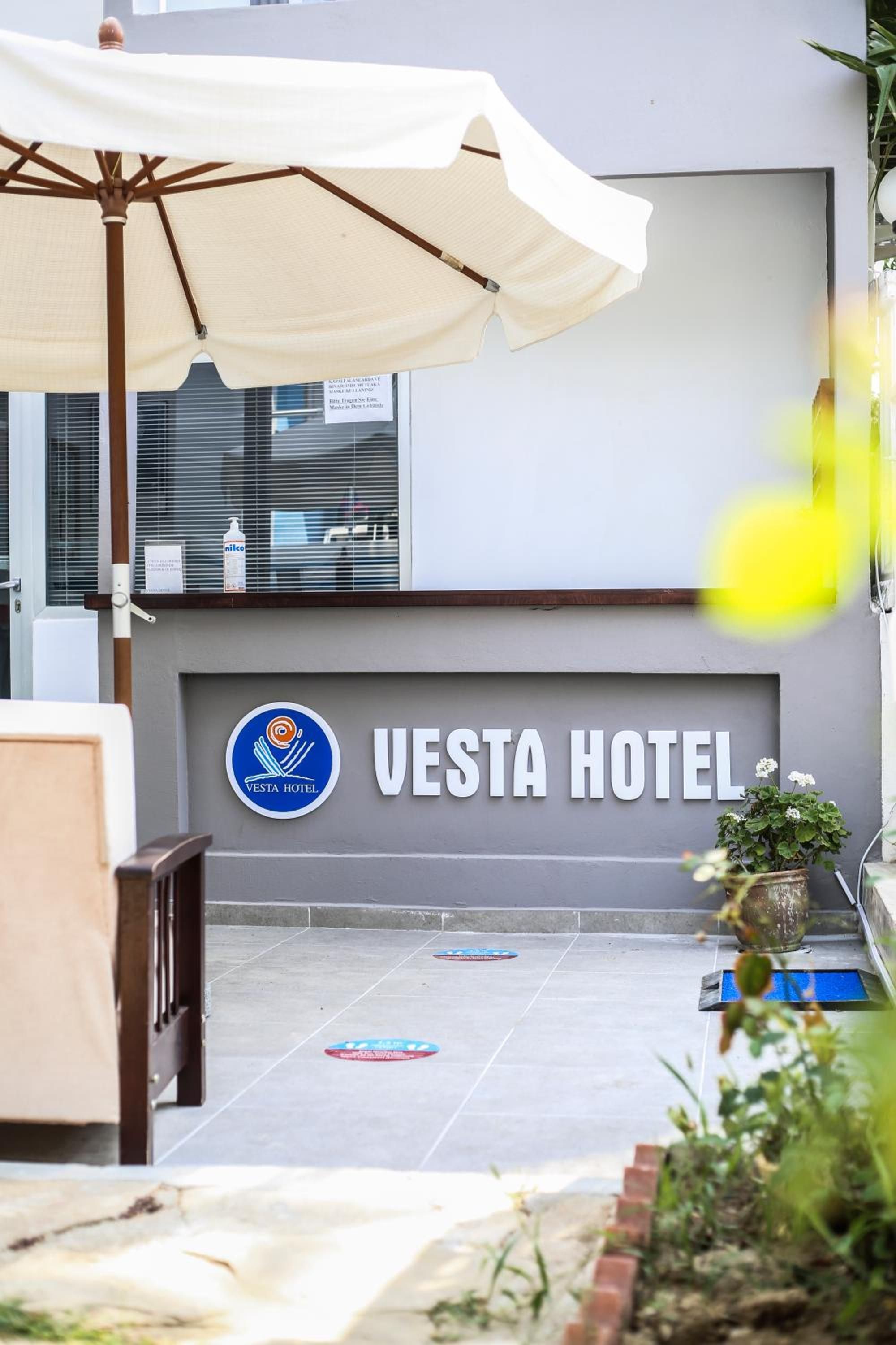 Vesta Hotel 2