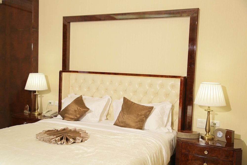 Sapphire Addis 1