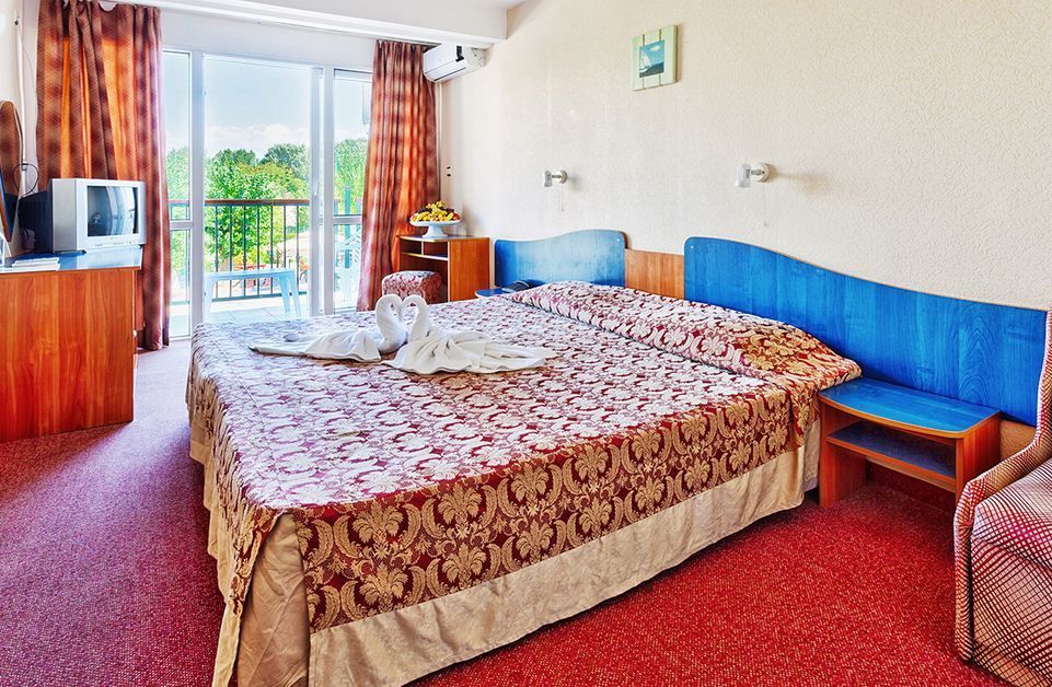 AMFORA HOTEL 2