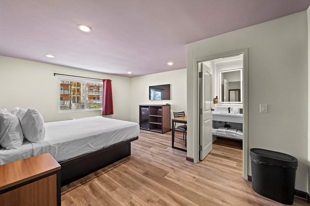 Hyland Inn Long Beach 2