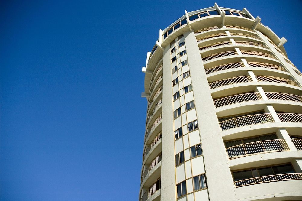Atlantic Tower Motor Inn 1