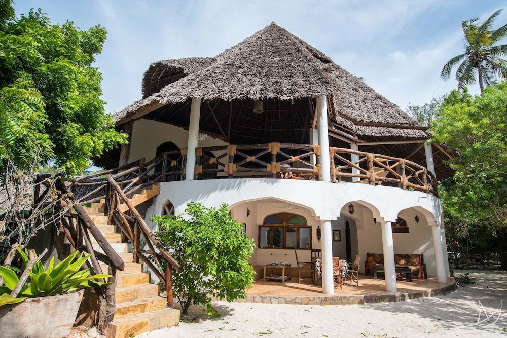 Casa Umoja 1