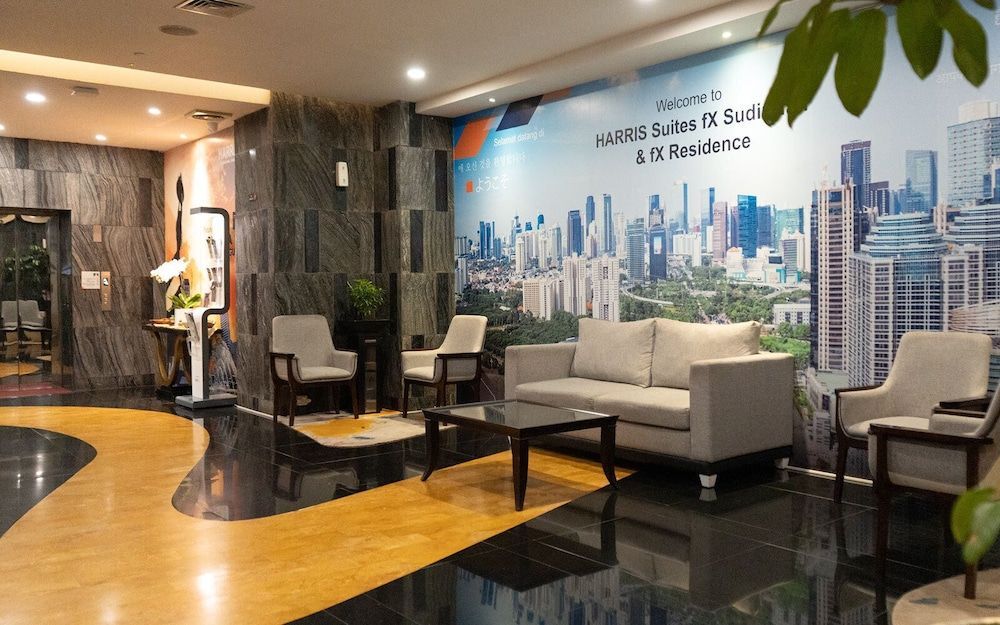 HARRIS Suites fx Sudirman 2
