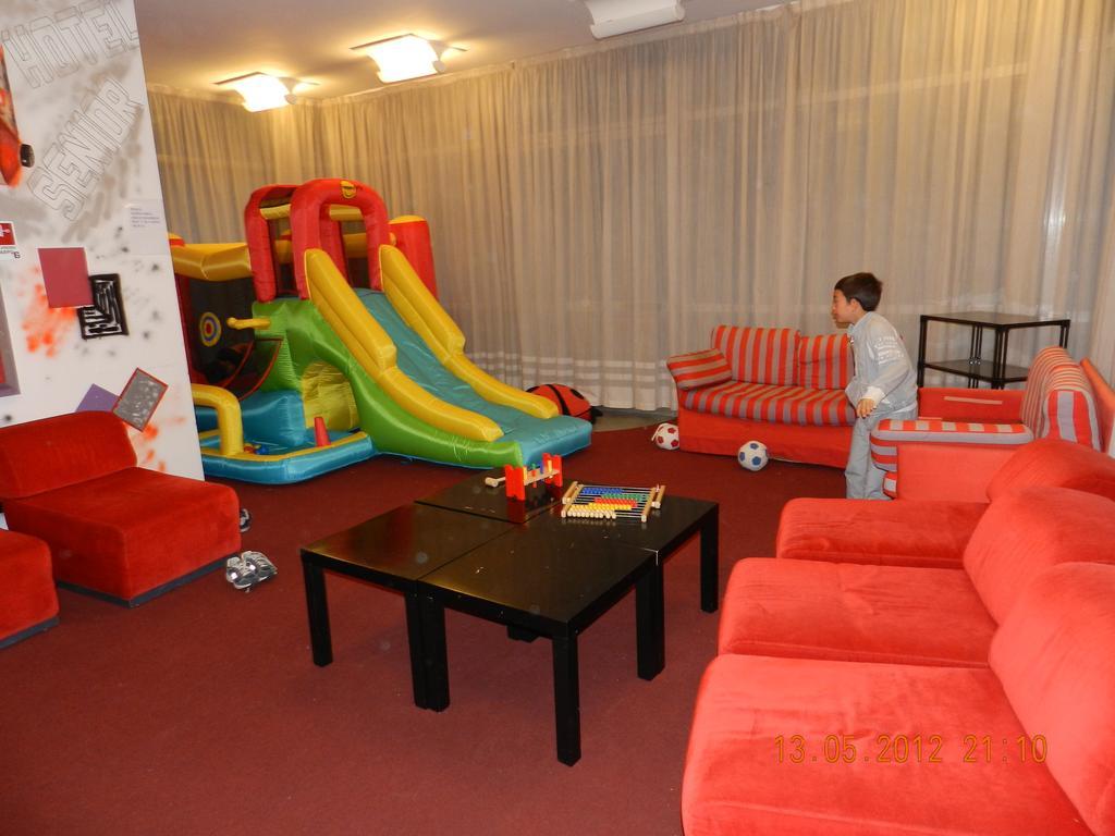 Hotel Senior 2