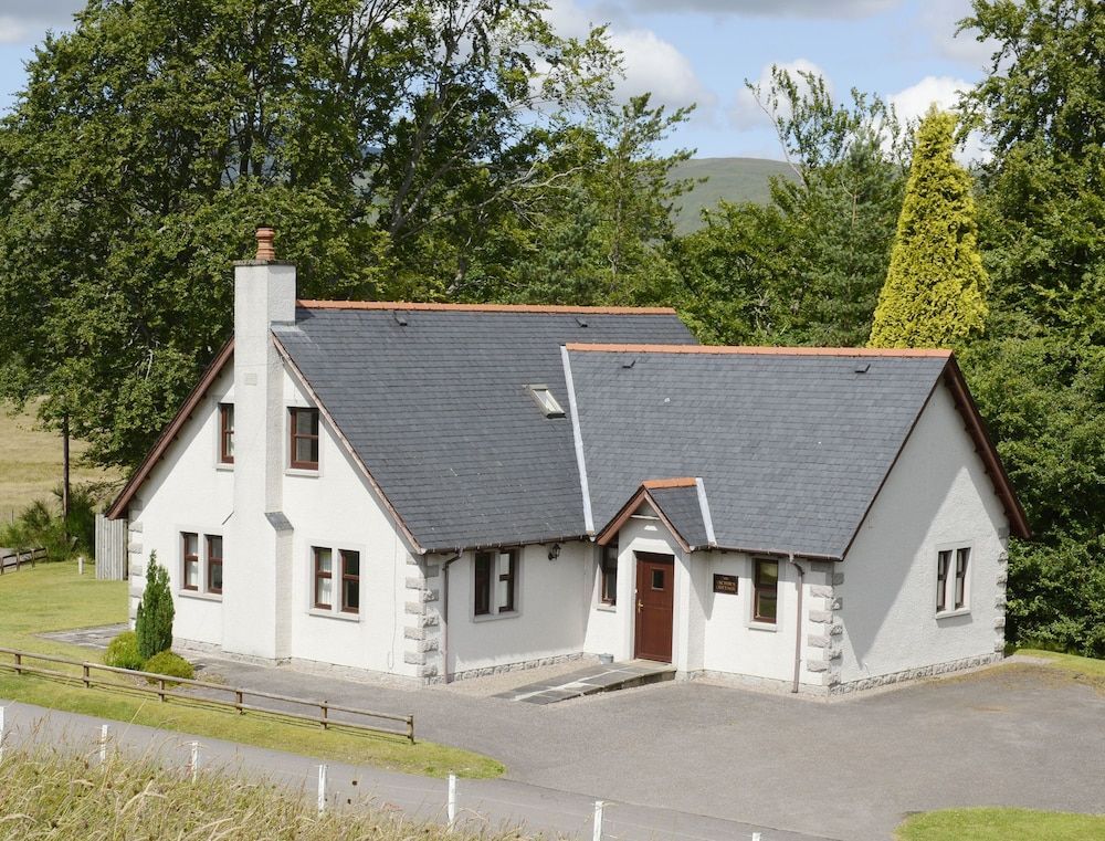 The Factor's Inn & Factor's Cottage 1