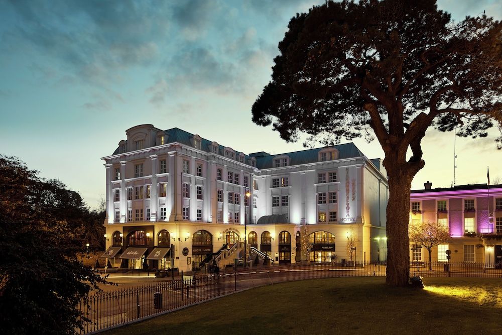 Killarney Plaza Hotel & Spa 1
