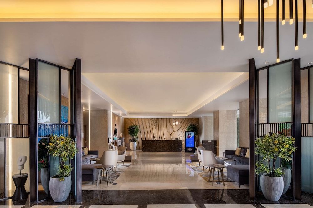 Royal Hometel Suites 2
