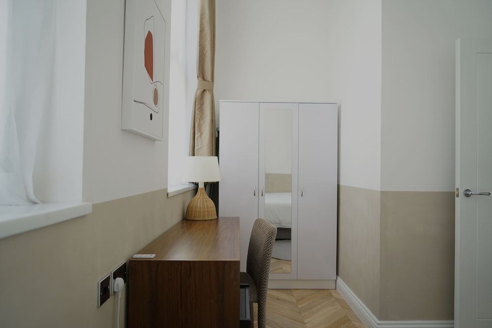 Trueman Court Luxury Serviced Apartments 2