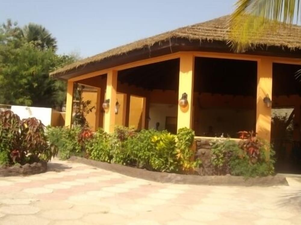 Holiday Beach Club Hotel 2
