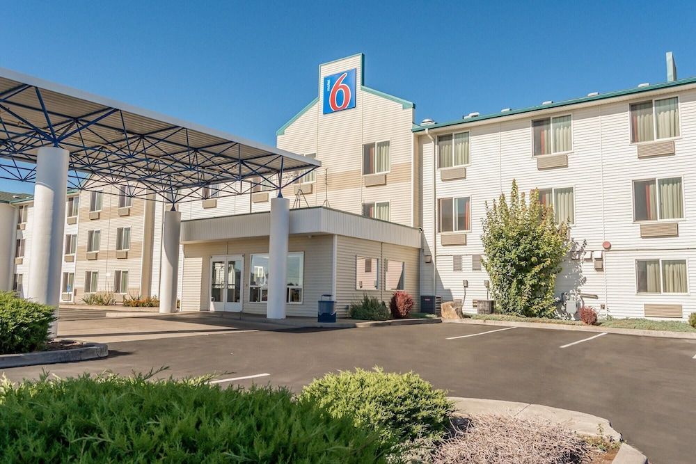 Motel 6-Redmond, OR 1