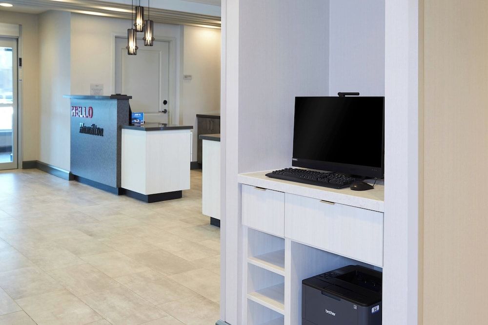TownePlace Suites by Marriott Hamilton 2