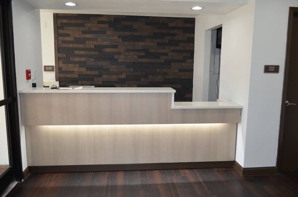 Athena Inn 2