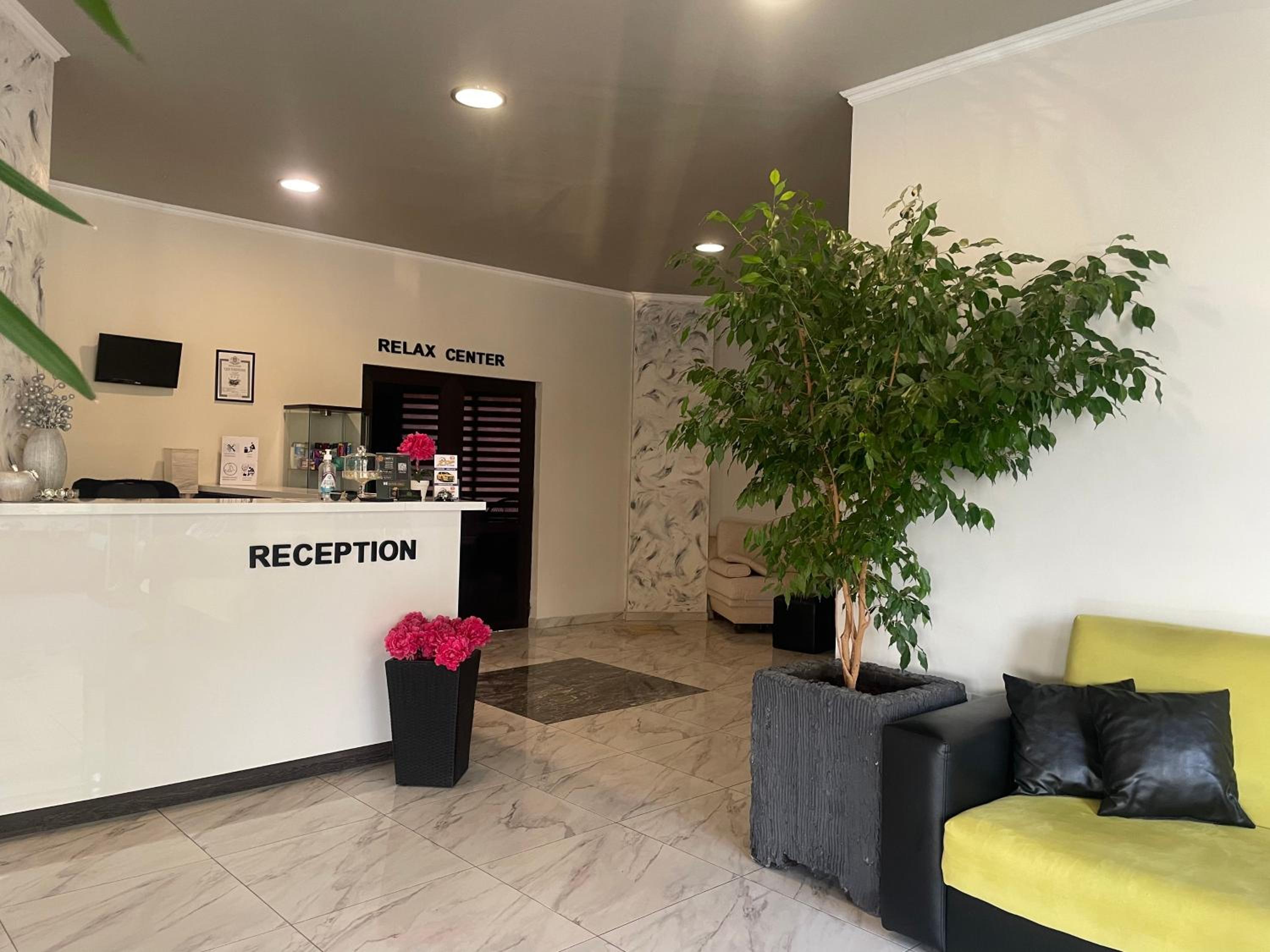 Hotel Ostrova 2
