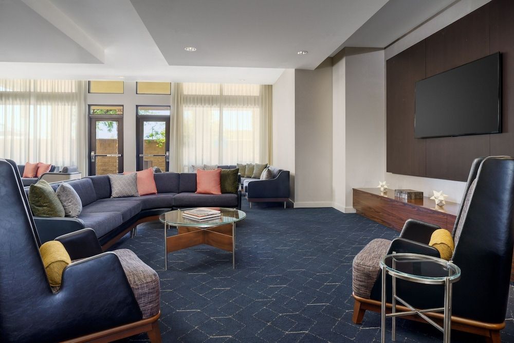 Courtyard by Marriott Phoenix Mesa Gateway Airport 2